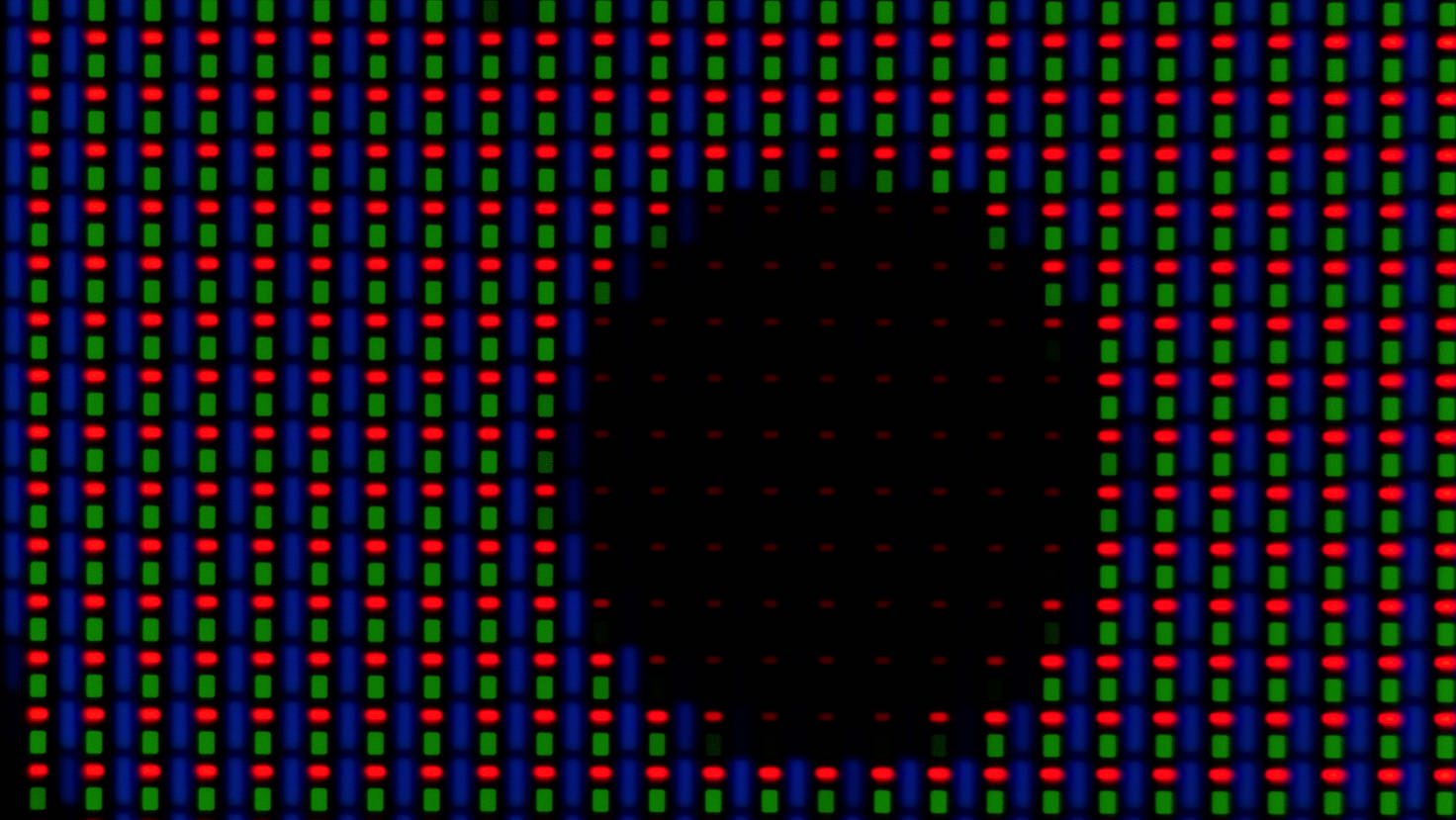  IWatch pixel array captured with ZM0756H4K8MPA